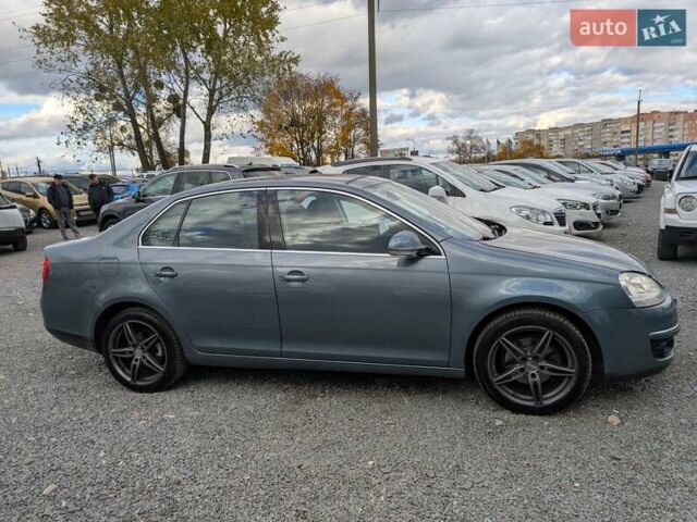 Серый Фольксваген Джетта, объемом двигателя 1.6 л и пробегом 228 тыс. км за 6450 $, фото 9 на Automoto.ua