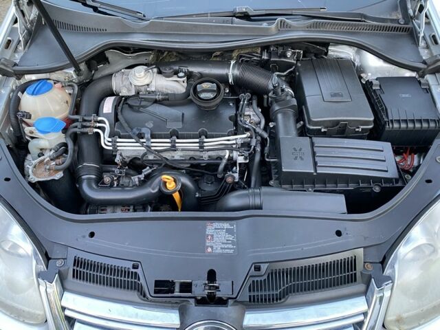 Сірий Фольксваген Джетта, об'ємом двигуна 1.9 л та пробігом 400 тис. км за 2850 $, фото 23 на Automoto.ua