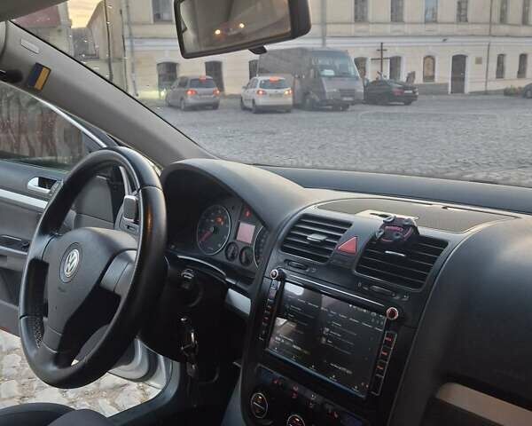 Серый Фольксваген Джетта, объемом двигателя 1.6 л и пробегом 289 тыс. км за 4799 $, фото 11 на Automoto.ua