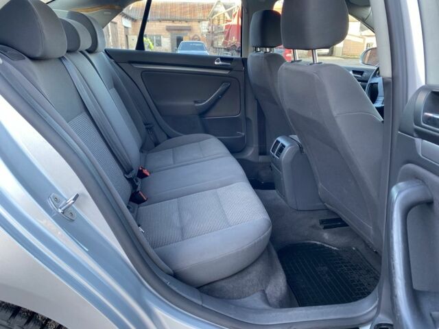 Сірий Фольксваген Джетта, об'ємом двигуна 1.9 л та пробігом 400 тис. км за 2850 $, фото 12 на Automoto.ua