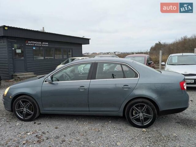 Серый Фольксваген Джетта, объемом двигателя 1.6 л и пробегом 228 тыс. км за 6450 $, фото 23 на Automoto.ua