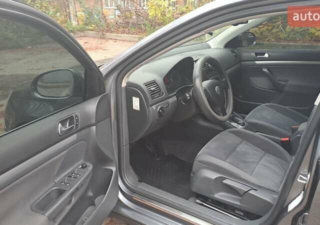 Сірий Фольксваген Джетта, об'ємом двигуна 1.98 л та пробігом 170 тис. км за 7500 $, фото 18 на Automoto.ua