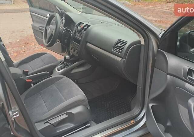 Сірий Фольксваген Джетта, об'ємом двигуна 1.98 л та пробігом 170 тис. км за 7500 $, фото 14 на Automoto.ua