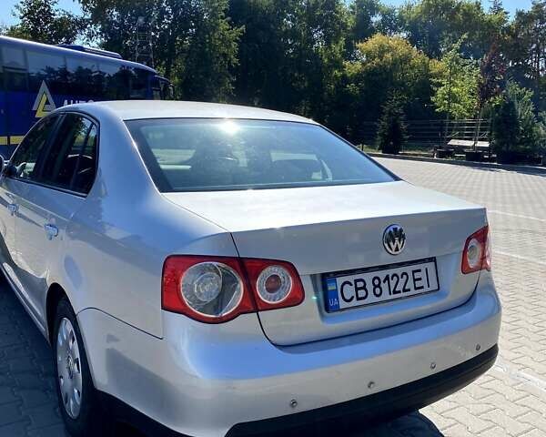 Серый Фольксваген Джетта, объемом двигателя 1.6 л и пробегом 271 тыс. км за 5200 $, фото 2 на Automoto.ua