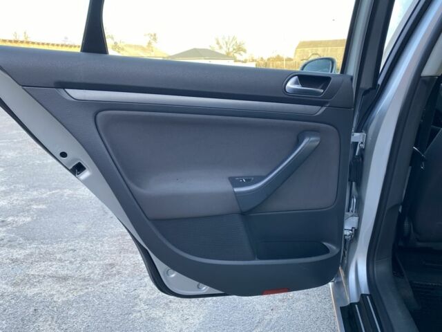 Сірий Фольксваген Джетта, об'ємом двигуна 1.9 л та пробігом 400 тис. км за 2850 $, фото 11 на Automoto.ua