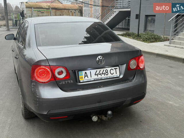 Сірий Фольксваген Джетта, об'ємом двигуна 1.6 л та пробігом 292 тис. км за 4700 $, фото 10 на Automoto.ua