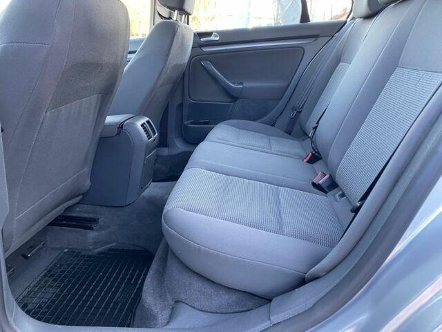 Сірий Фольксваген Джетта, об'ємом двигуна 1.9 л та пробігом 400 тис. км за 2850 $, фото 9 на Automoto.ua