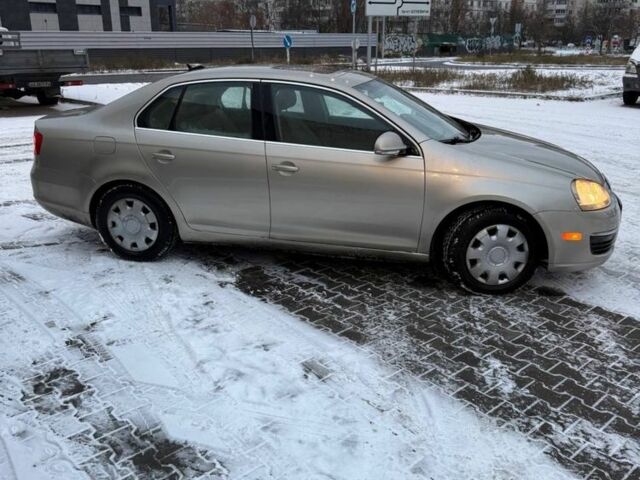 Серый Фольксваген Джетта, объемом двигателя 2.5 л и пробегом 238 тыс. км за 2650 $, фото 5 на Automoto.ua