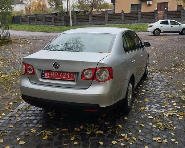 Серый Фольксваген Джетта, объемом двигателя 1.6 л и пробегом 184 тыс. км за 5899 $, фото 9 на Automoto.ua