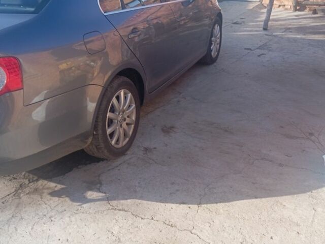 Сірий Фольксваген Джетта, об'ємом двигуна 0 л та пробігом 197 тис. км за 6600 $, фото 7 на Automoto.ua