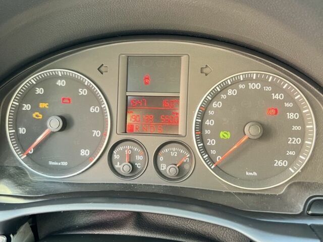 Серый Фольксваген Джетта, объемом двигателя 1.6 л и пробегом 188 тыс. км за 5100 $, фото 9 на Automoto.ua