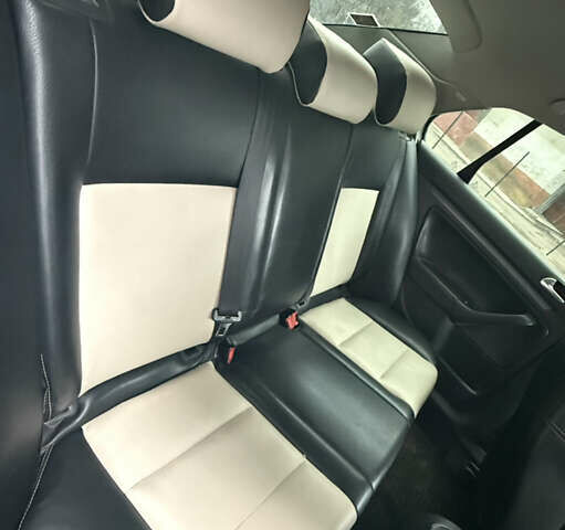 Сірий Фольксваген Джетта, об'ємом двигуна 1.6 л та пробігом 292 тис. км за 4700 $, фото 19 на Automoto.ua