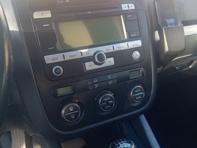 Сірий Фольксваген Джетта, об'ємом двигуна 0 л та пробігом 197 тис. км за 6600 $, фото 1 на Automoto.ua