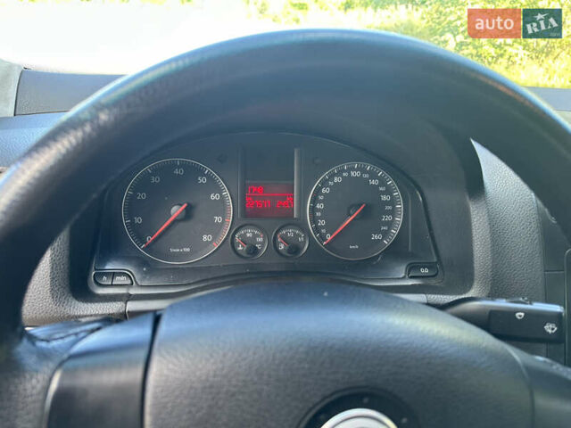 Серый Фольксваген Джетта, объемом двигателя 1.6 л и пробегом 227 тыс. км за 5950 $, фото 9 на Automoto.ua