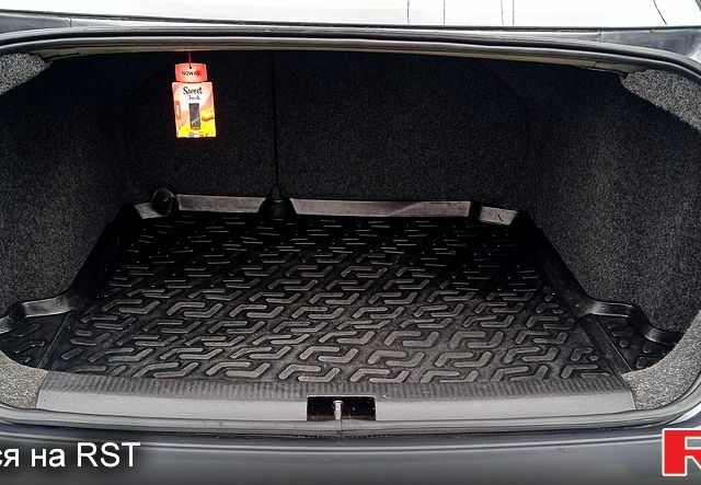 Серый Фольксваген Джетта, объемом двигателя 1.9 л и пробегом 265 тыс. км за 5800 $, фото 12 на Automoto.ua