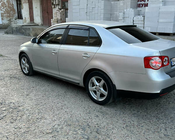 Серый Фольксваген Джетта, объемом двигателя 1.6 л и пробегом 320 тыс. км за 6000 $, фото 13 на Automoto.ua