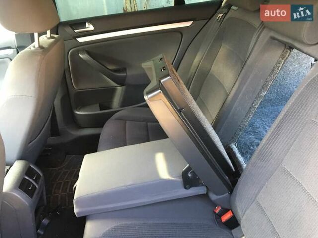 Серый Фольксваген Джетта, объемом двигателя 2 л и пробегом 282 тыс. км за 7299 $, фото 9 на Automoto.ua