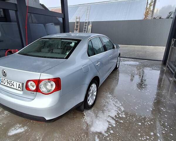 Серый Фольксваген Джетта, объемом двигателя 1.9 л и пробегом 290 тыс. км за 6850 $, фото 1 на Automoto.ua