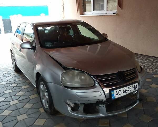 Серый Фольксваген Джетта, объемом двигателя 1.6 л и пробегом 246 тыс. км за 1700 $, фото 11 на Automoto.ua