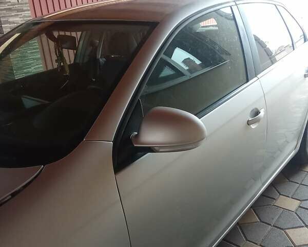 Серый Фольксваген Джетта, объемом двигателя 1.6 л и пробегом 246 тыс. км за 1700 $, фото 1 на Automoto.ua