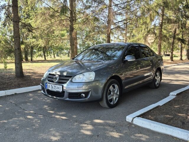 Серый Фольксваген Джетта, объемом двигателя 1.6 л и пробегом 286 тыс. км за 5900 $, фото 6 на Automoto.ua