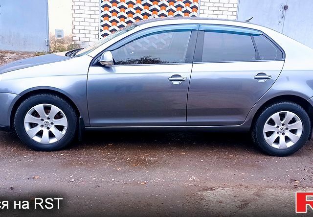 Серый Фольксваген Джетта, объемом двигателя 1.9 л и пробегом 265 тыс. км за 5800 $, фото 2 на Automoto.ua