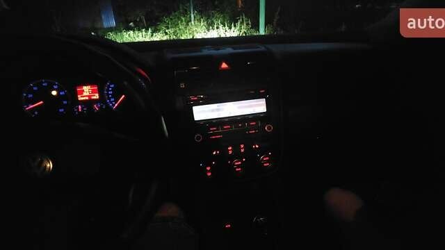 Сірий Фольксваген Джетта, об'ємом двигуна 1.6 л та пробігом 291 тис. км за 6000 $, фото 12 на Automoto.ua