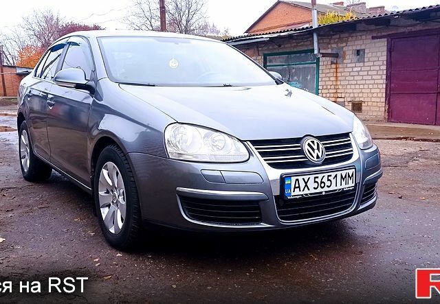 Серый Фольксваген Джетта, объемом двигателя 1.9 л и пробегом 265 тыс. км за 5800 $, фото 3 на Automoto.ua