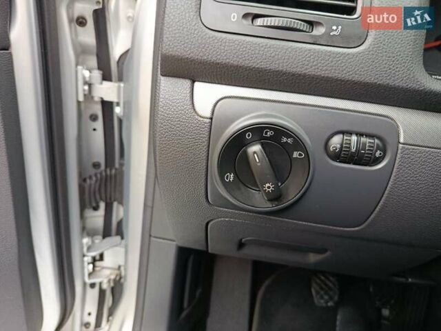 Серый Фольксваген Джетта, объемом двигателя 1.6 л и пробегом 270 тыс. км за 5899 $, фото 18 на Automoto.ua