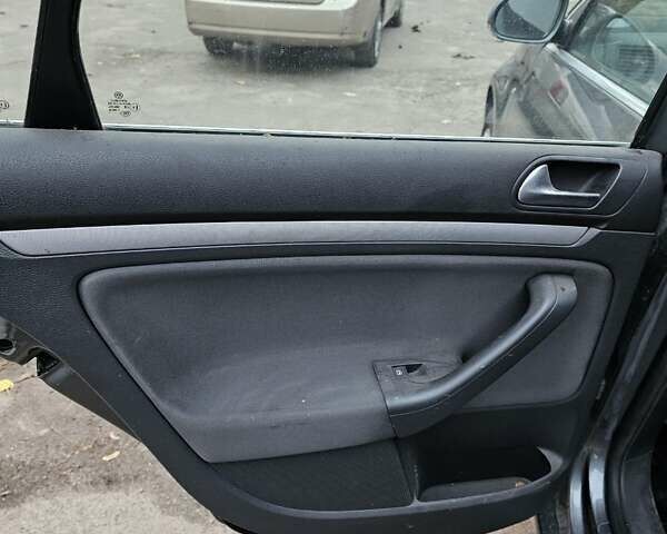 Сірий Фольксваген Джетта, об'ємом двигуна 1.6 л та пробігом 200 тис. км за 2200 $, фото 10 на Automoto.ua