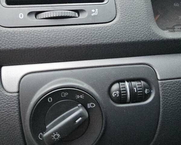 Сірий Фольксваген Джетта, об'ємом двигуна 1.6 л та пробігом 200 тис. км за 2200 $, фото 11 на Automoto.ua