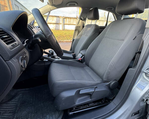 Серый Фольксваген Джетта, объемом двигателя 1.6 л и пробегом 309 тыс. км за 4999 $, фото 26 на Automoto.ua