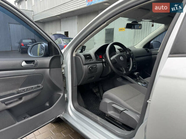 Серый Фольксваген Джетта, объемом двигателя 1.6 л и пробегом 171 тыс. км за 5800 $, фото 13 на Automoto.ua