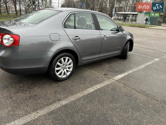 Серый Фольксваген Джетта, объемом двигателя 1.4 л и пробегом 192 тыс. км за 6000 $, фото 11 на Automoto.ua