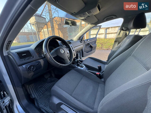 Серый Фольксваген Джетта, объемом двигателя 1.6 л и пробегом 309 тыс. км за 4999 $, фото 17 на Automoto.ua