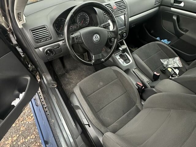 Сірий Фольксваген Джетта, об'ємом двигуна 1.4 л та пробігом 192 тис. км за 2999 $, фото 2 на Automoto.ua