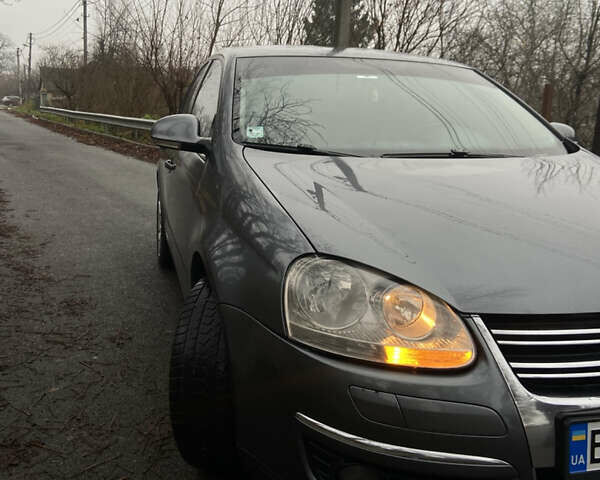 Серый Фольксваген Джетта, объемом двигателя 1.6 л и пробегом 245 тыс. км за 5500 $, фото 11 на Automoto.ua