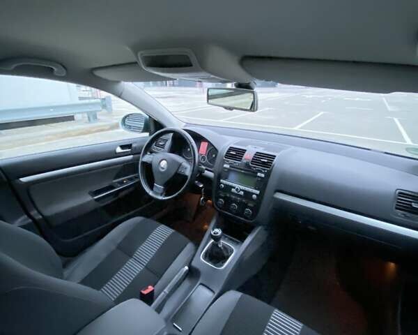 Серый Фольксваген Джетта, объемом двигателя 1.4 л и пробегом 250 тыс. км за 6800 $, фото 6 на Automoto.ua