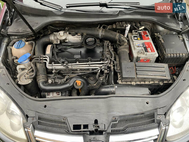 Сірий Фольксваген Джетта, об'ємом двигуна 1.9 л та пробігом 215 тис. км за 5200 $, фото 11 на Automoto.ua