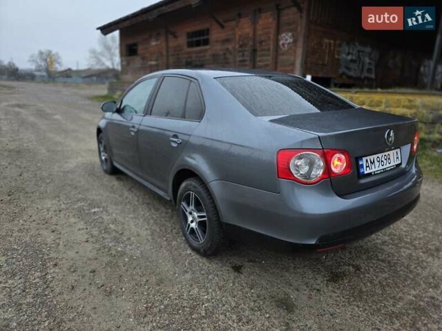 Серый Фольксваген Джетта, объемом двигателя 1.9 л и пробегом 360 тыс. км за 5500 $, фото 11 на Automoto.ua