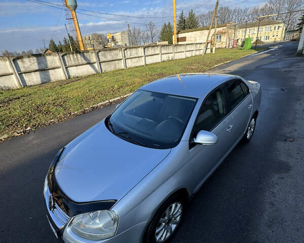 Серый Фольксваген Джетта, объемом двигателя 1.6 л и пробегом 309 тыс. км за 4999 $, фото 8 на Automoto.ua