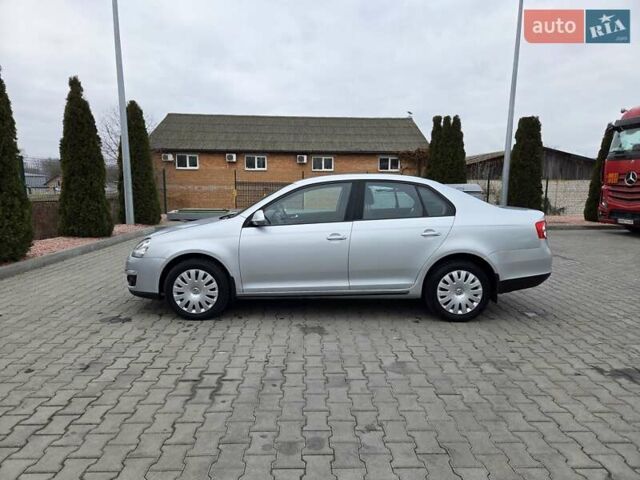 Серый Фольксваген Джетта, объемом двигателя 1.6 л и пробегом 126 тыс. км за 6700 $, фото 18 на Automoto.ua