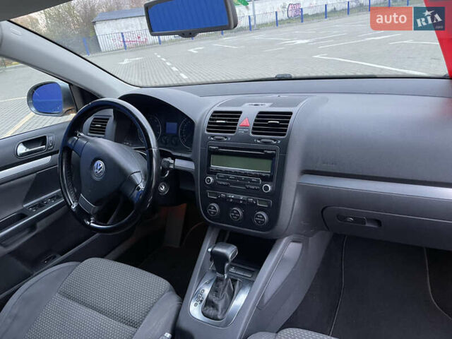 Серый Фольксваген Джетта, объемом двигателя 1.4 л и пробегом 253 тыс. км за 6500 $, фото 18 на Automoto.ua