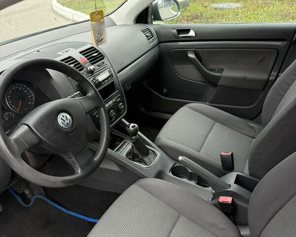 Серый Фольксваген Джетта, объемом двигателя 1.6 л и пробегом 210 тыс. км за 6100 $, фото 37 на Automoto.ua