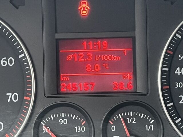 Серый Фольксваген Джетта, объемом двигателя 1.6 л и пробегом 245 тыс. км за 6200 $, фото 11 на Automoto.ua