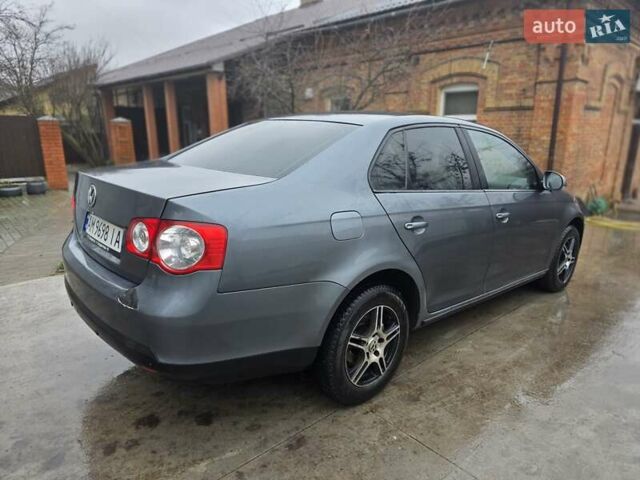 Серый Фольксваген Джетта, объемом двигателя 1.9 л и пробегом 360 тыс. км за 5500 $, фото 14 на Automoto.ua