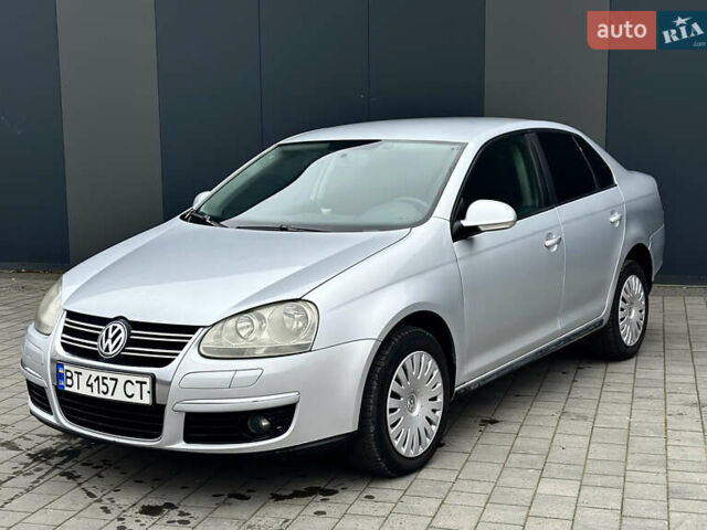Серый Фольксваген Джетта, объемом двигателя 1.6 л и пробегом 312 тыс. км за 4999 $, фото 18 на Automoto.ua