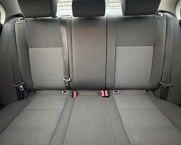 Серый Фольксваген Джетта, объемом двигателя 1.6 л и пробегом 301 тыс. км за 6400 $, фото 9 на Automoto.ua