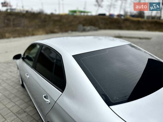 Серый Фольксваген Джетта, объемом двигателя 1.6 л и пробегом 312 тыс. км за 4999 $, фото 21 на Automoto.ua