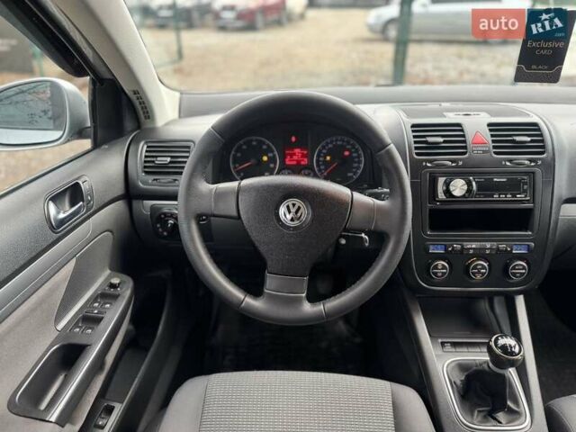Сірий Фольксваген Джетта, об'ємом двигуна 1.6 л та пробігом 193 тис. км за 5250 $, фото 19 на Automoto.ua